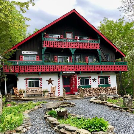 Grunberg Haus Inn & Cabins Waterbury Bagian luar foto