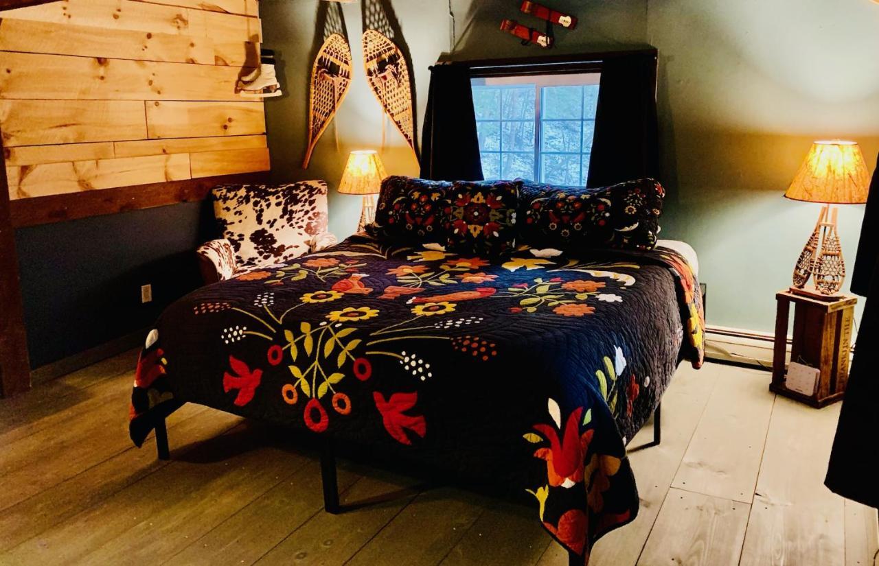 Grunberg Haus Inn & Cabins Waterbury Bagian luar foto