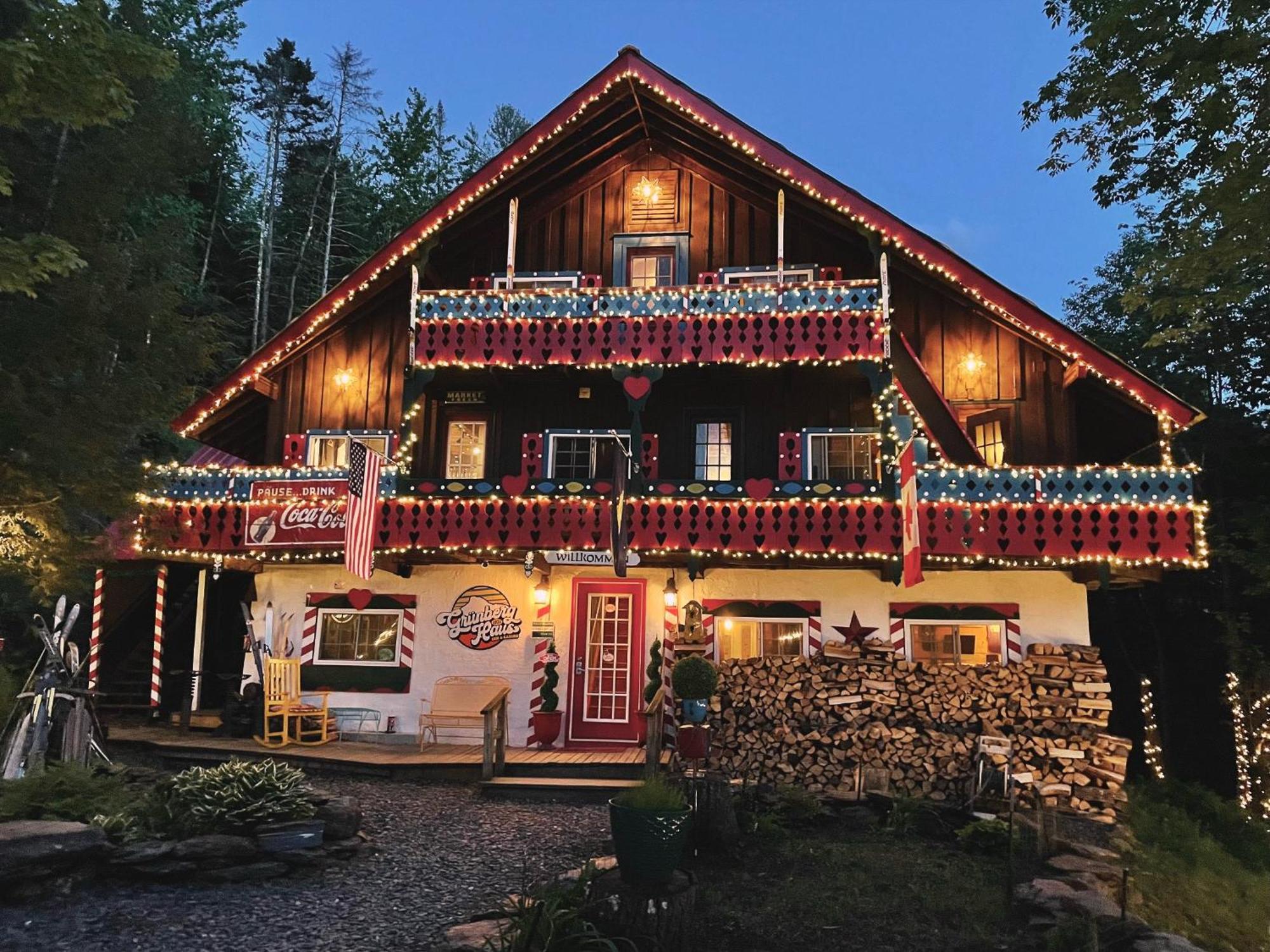 Grunberg Haus Inn & Cabins Waterbury Bagian luar foto